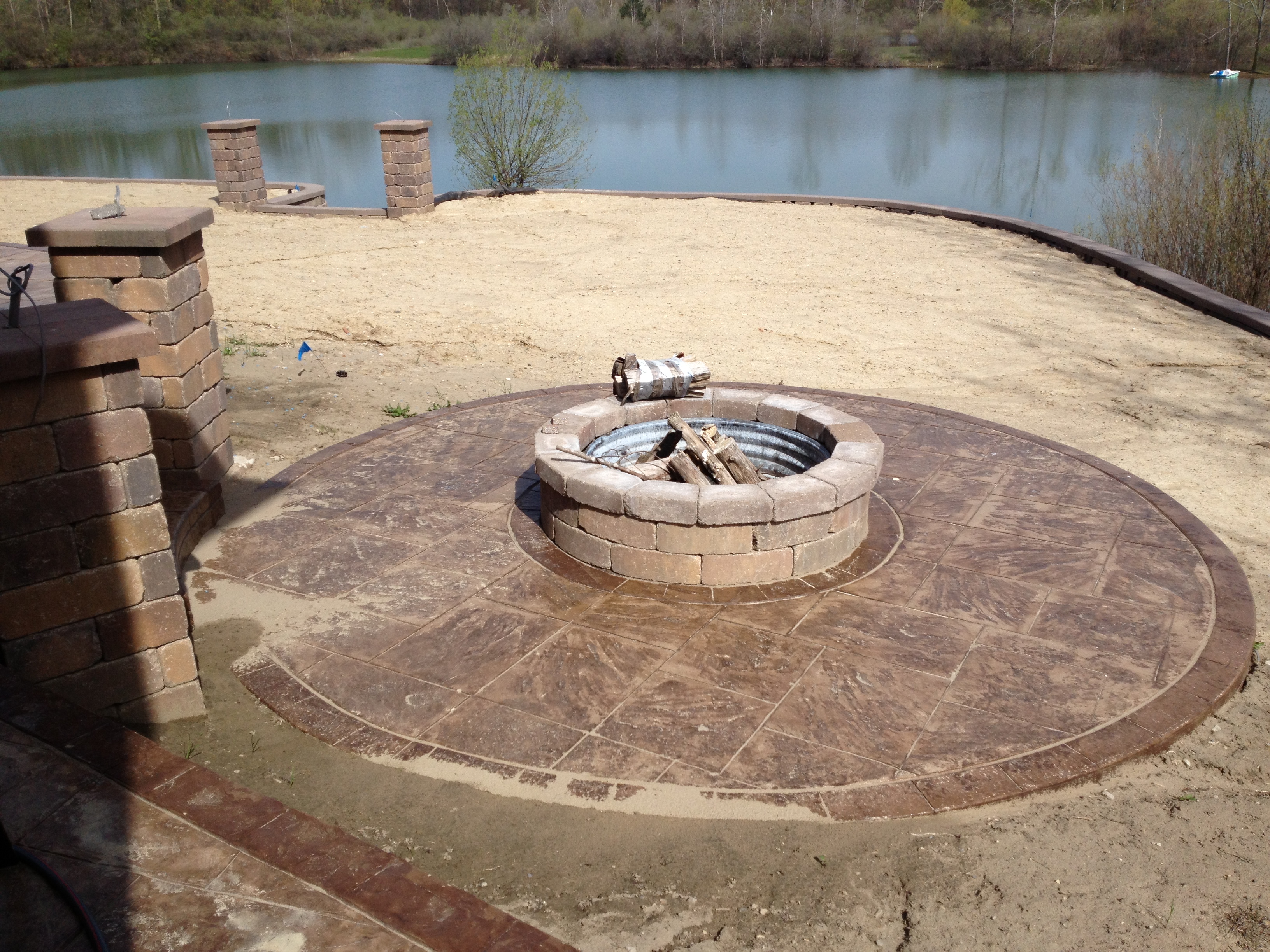 Firepit Stamped Concrete Patio